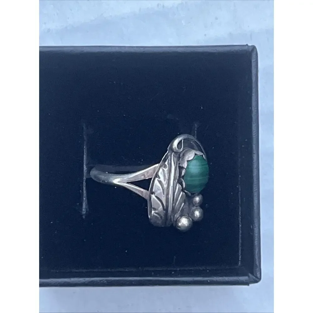 Vintage Navajo Southwestern Malachite Sterling Silver Ring & Earrings Set “EVA”